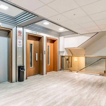 New Apt In The Heart Of Madrid Bagian luar foto