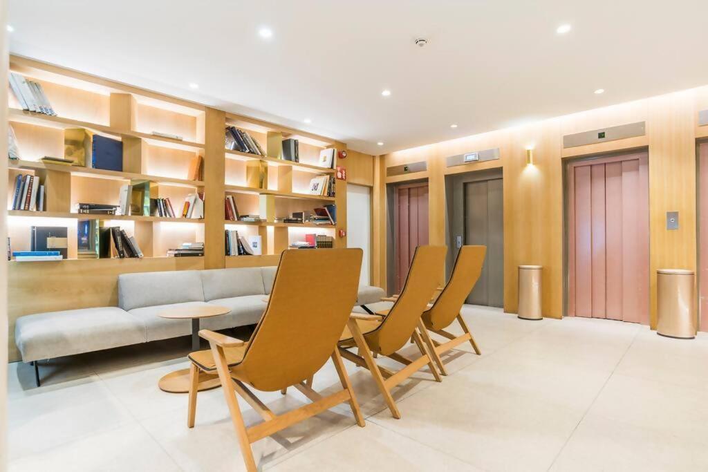 New Apt In The Heart Of Madrid Bagian luar foto
