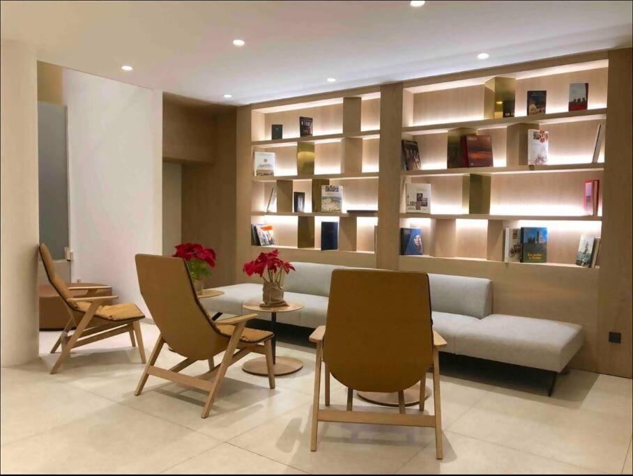 New Apt In The Heart Of Madrid Bagian luar foto