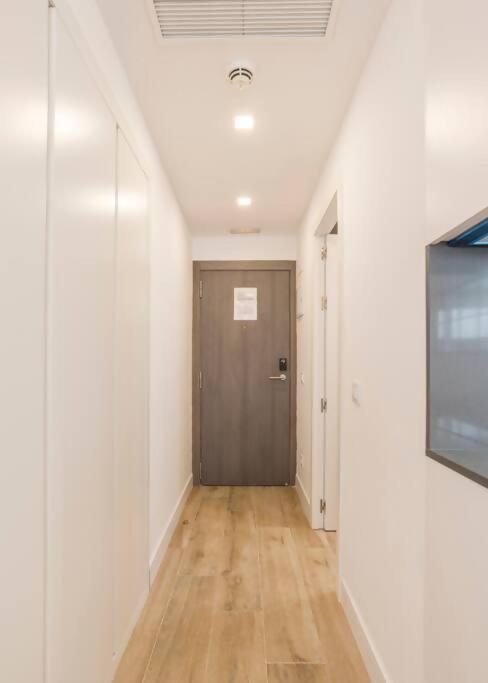 New Apt In The Heart Of Madrid Bagian luar foto