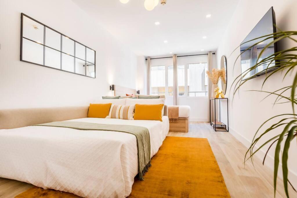 New Apt In The Heart Of Madrid Bagian luar foto