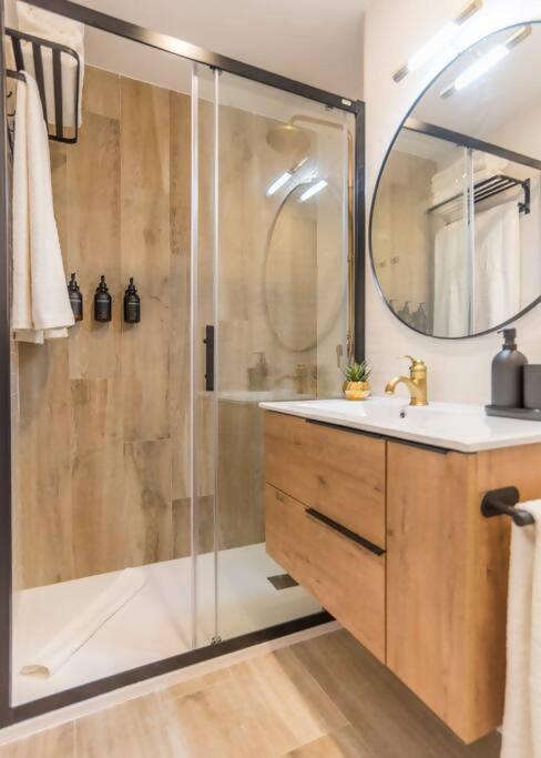 New Apt In The Heart Of Madrid Bagian luar foto