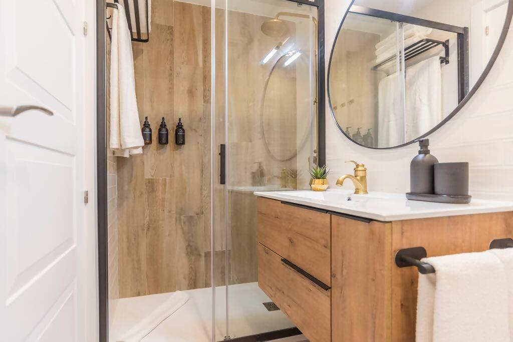 New Apt In The Heart Of Madrid Bagian luar foto