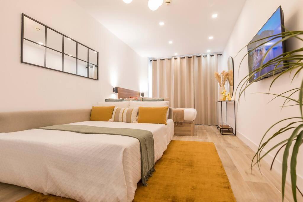 New Apt In The Heart Of Madrid Bagian luar foto
