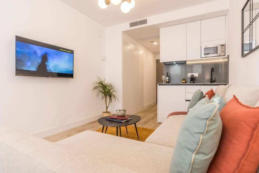 New Apt In The Heart Of Madrid Bagian luar foto
