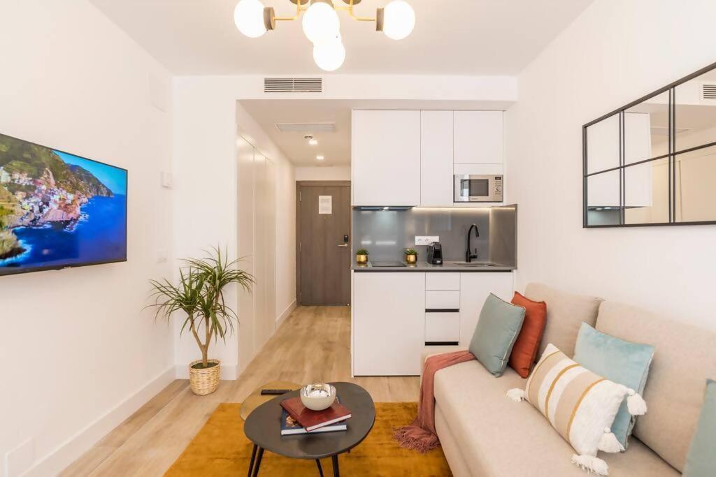 New Apt In The Heart Of Madrid Bagian luar foto