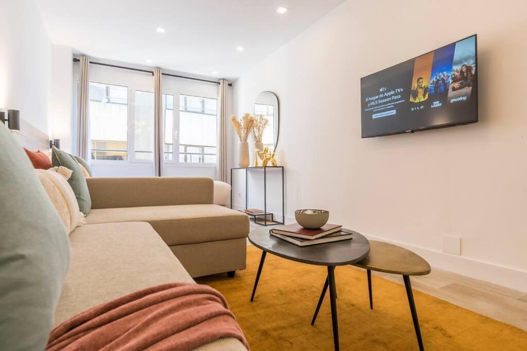 New Apt In The Heart Of Madrid Bagian luar foto